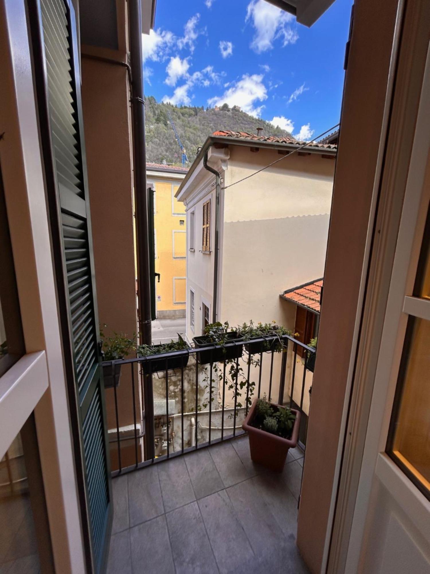 Casa Vacanze Viacoloniola37 Como Ngoại thất bức ảnh